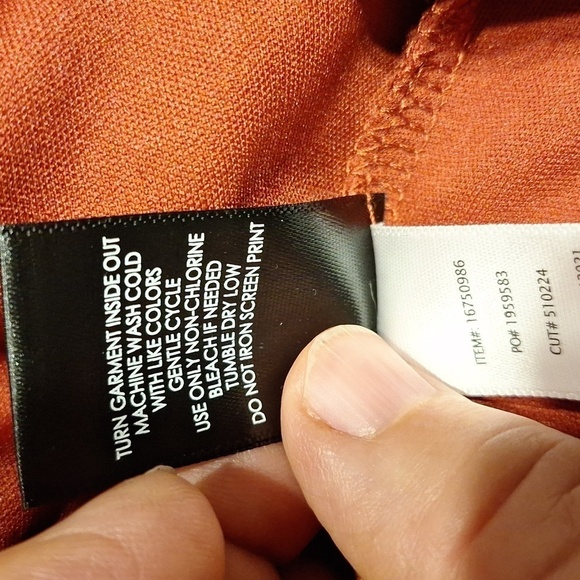 Y women's Torrid floral lined stretch regular size beautiful dress size 2 - Picture 7 of 7